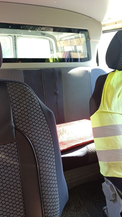 Vând Volkswagen Transporter t5