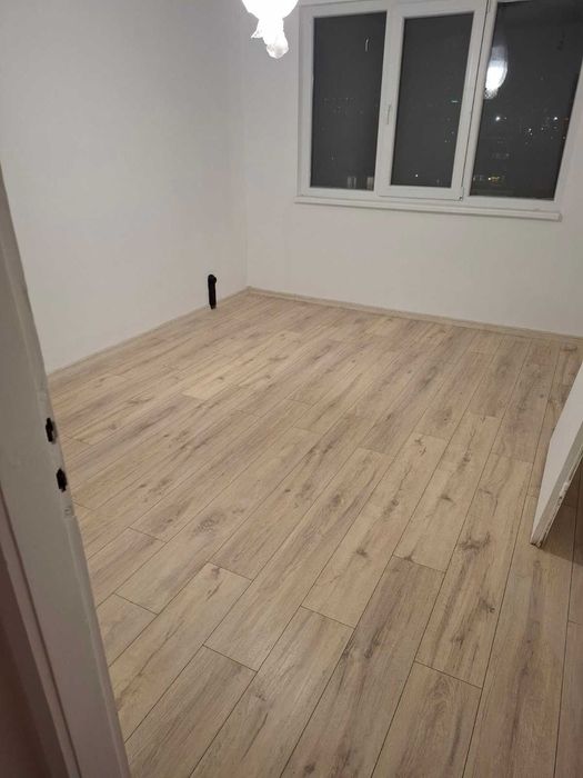 Частно лице продава тристаен апартамент в София, ж.к. Красно село