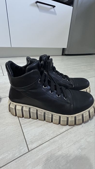 Ботинки женские зимние