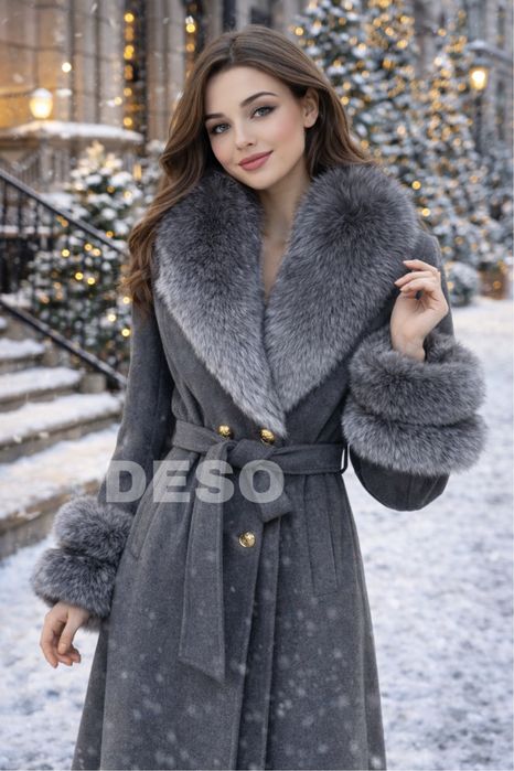 Кашмирено палто с ествствена лисица