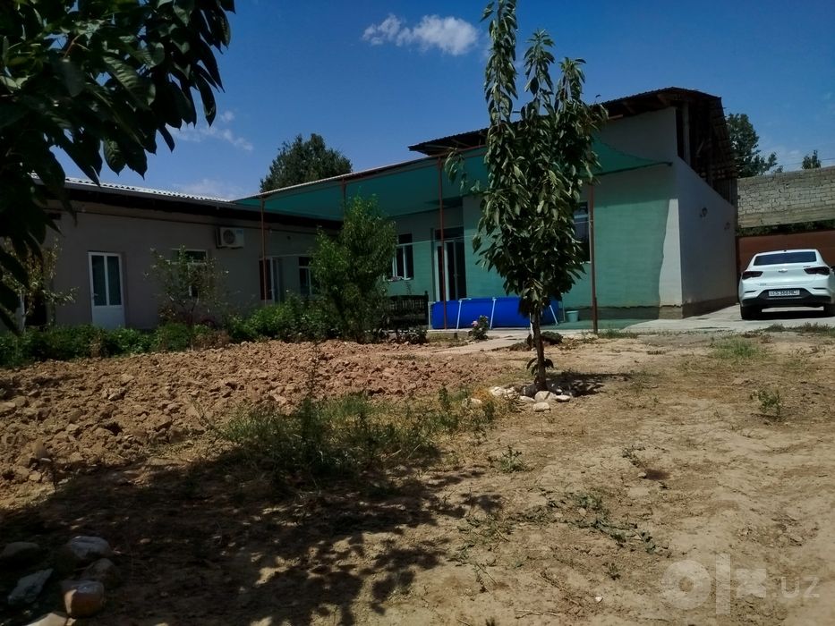 Srochna uy sotiladi