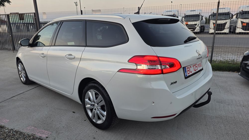 PEUGEOT 308 2018 — imagine 3