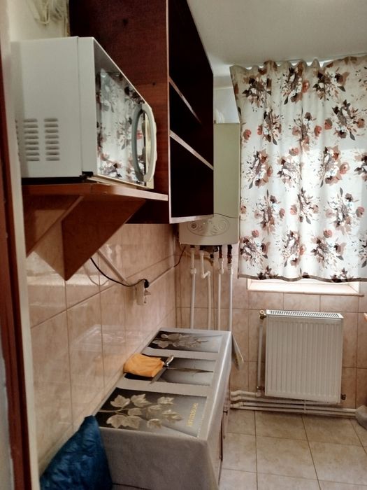 Închiriere apartament 2 camere -semidecomandat