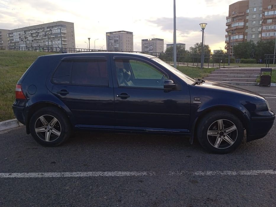 Продам машину Фольксваген Голф4