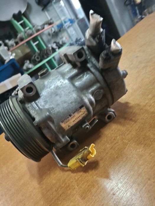 Compresor aer condiționat Citroen Berlingo Picasso Peugeot Partner  1.6 hdi