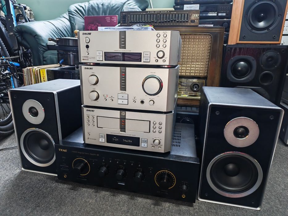 Vând linie Sony ex880 impecabilă