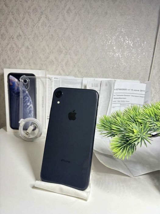 IPhone XR в идеальном состояний