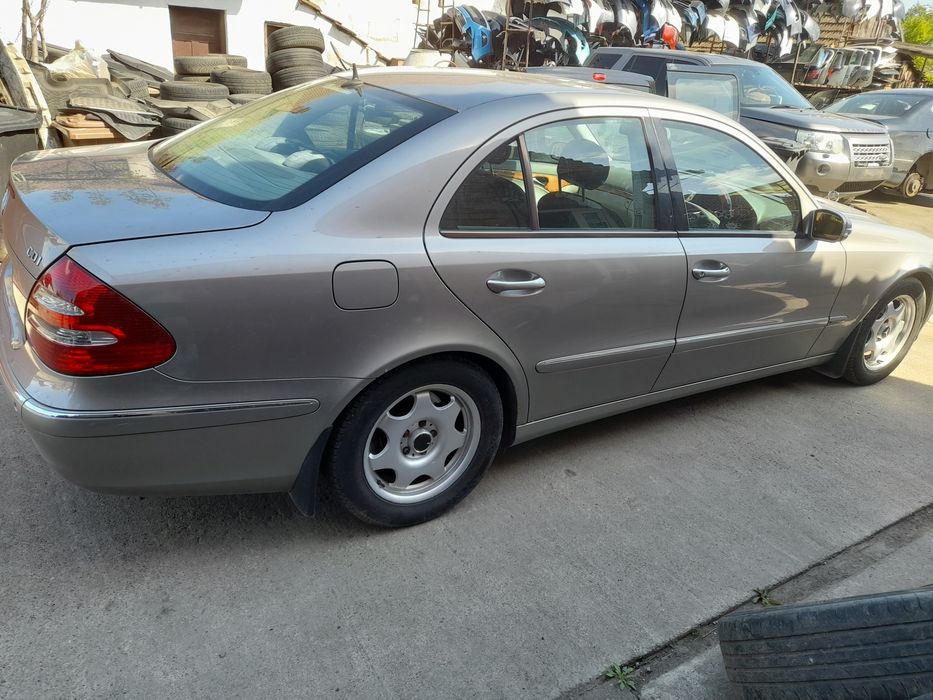 Usa/usi dreapta Mercedes E-Class w211