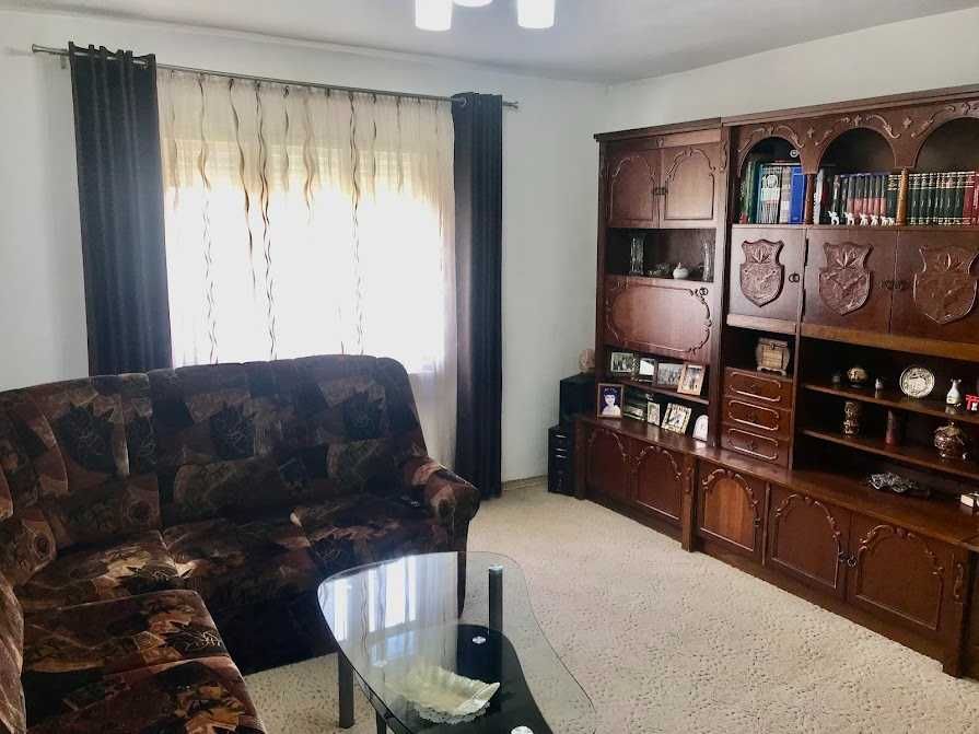 Vand casa  3 camere,Chirileu,Mures