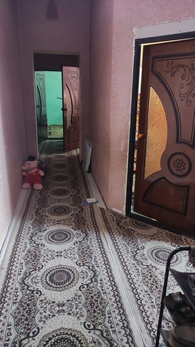 2-этаж 3 хонали кирпични дом сотилади