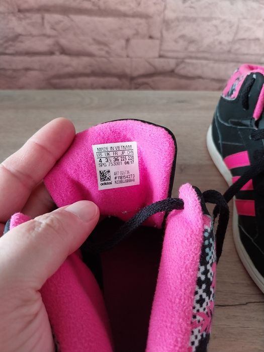 Адидас размер  UK 4