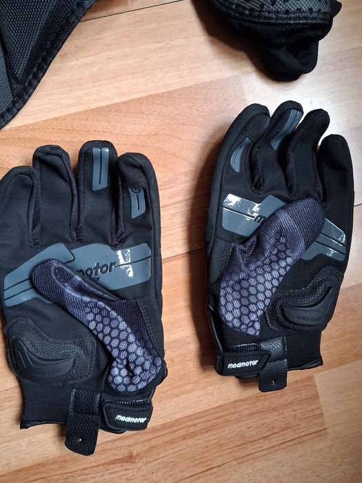 МОТО ризница,раница и ръкавизи