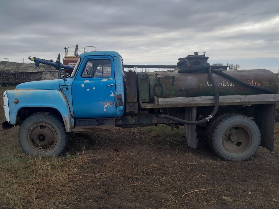 Продаётся Бензавоз Газ 53