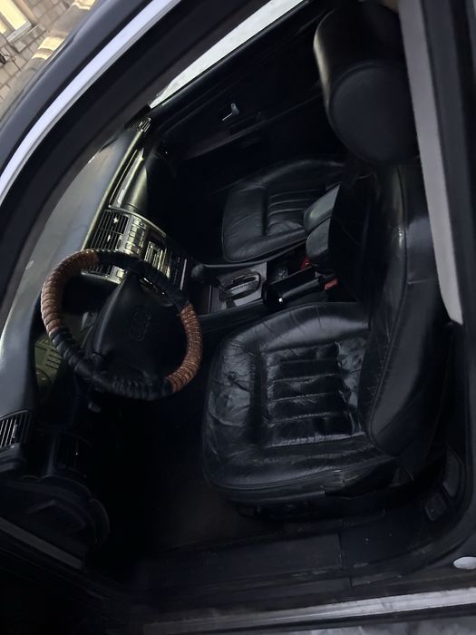 Продам audi a8 d2