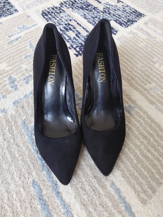 Аяқ киімдер 1000 тенге