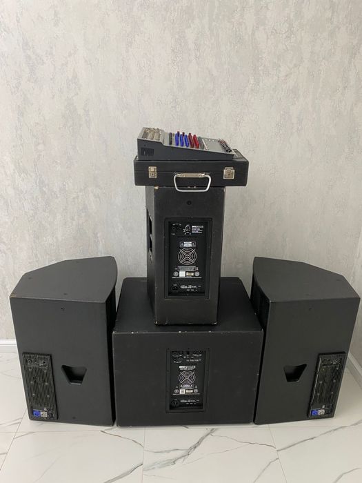 Музыкальный аппаратура сатылады.