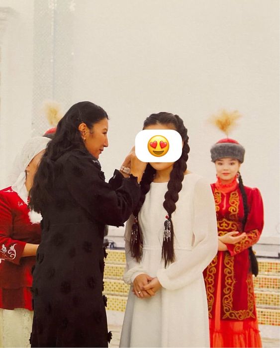 Продам платье  на узату