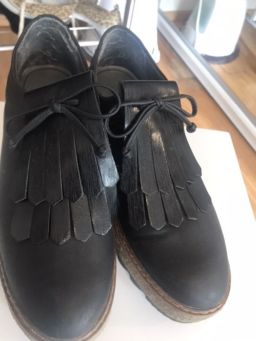 Pantofi Tamaris, in stare excelenta