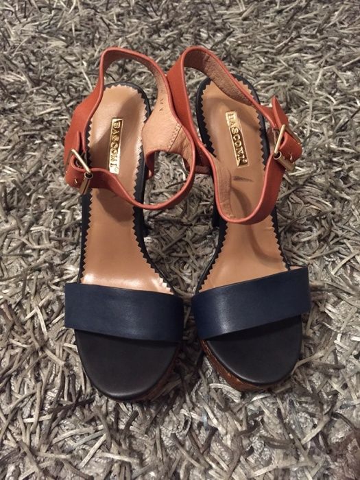 Босоножки BASCONI Новые!