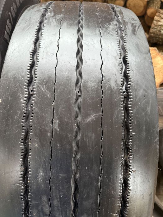 315 60 22.5 Michelin