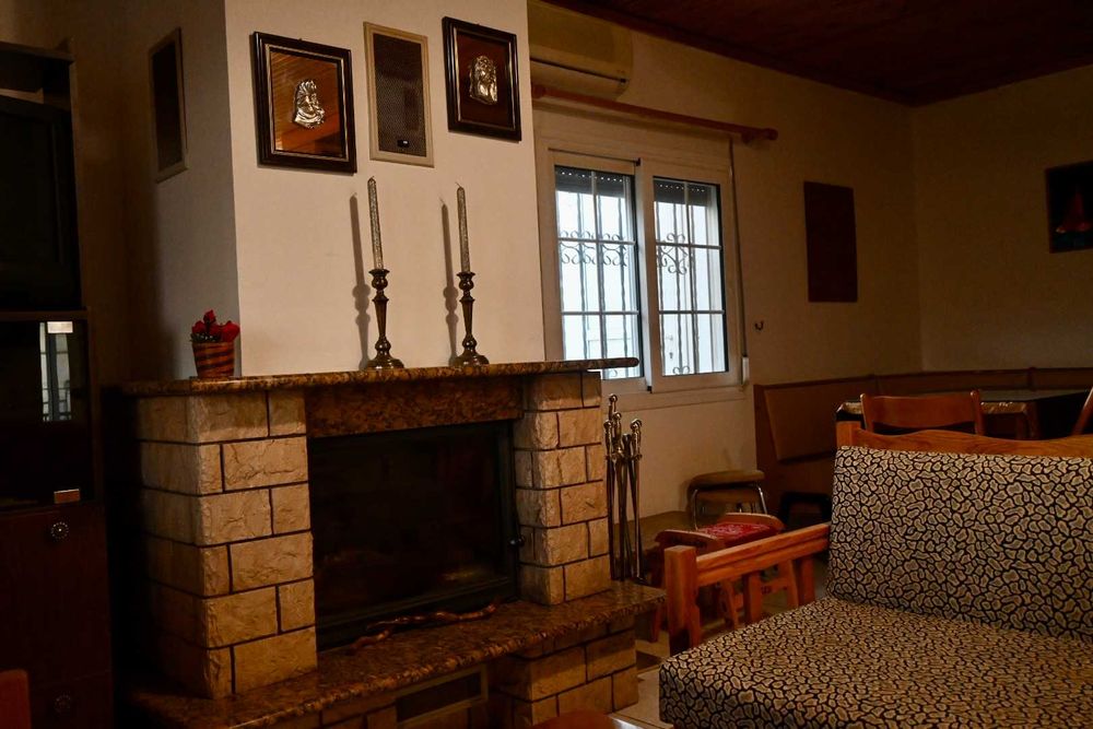 Продава се Къща в Бургас, Изгрев - 69 кв.м за 2464 €/кв.м - Снимка #3