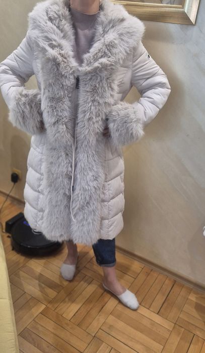 Зимно яке с пухена яка