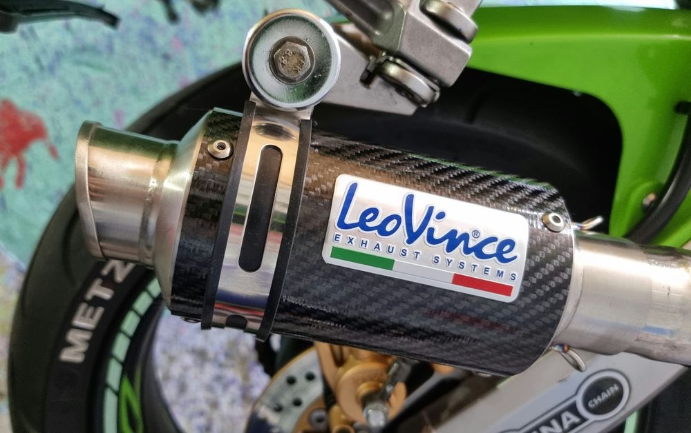 Evacuare/Toba moto LeoVince+db killer+prindere,șuruburi,arculete etc