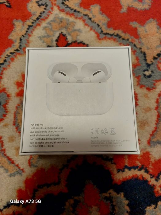 AirPods Pro sotiladi