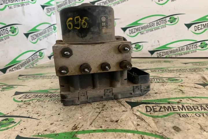 Pompa ABS 6X0 907 379 B Volkswagen VW Polo 1.4 TDi MT (75 hp)