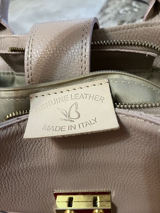 Сумка женская  кожаная