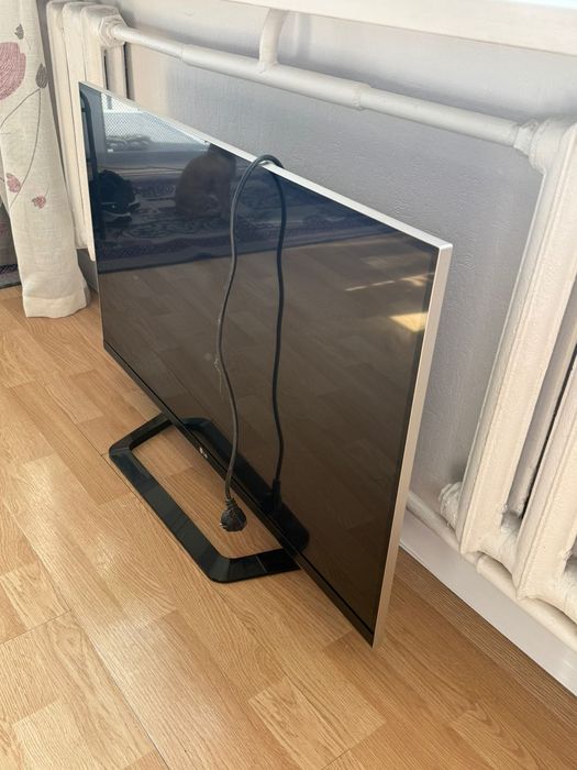 ТелевизорTV LG оригинал