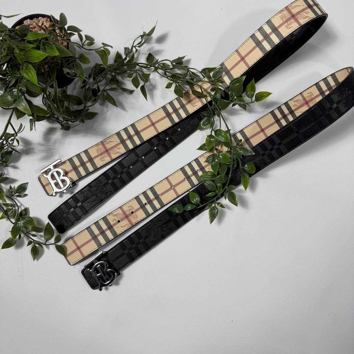 Burberry Колан (110 см)