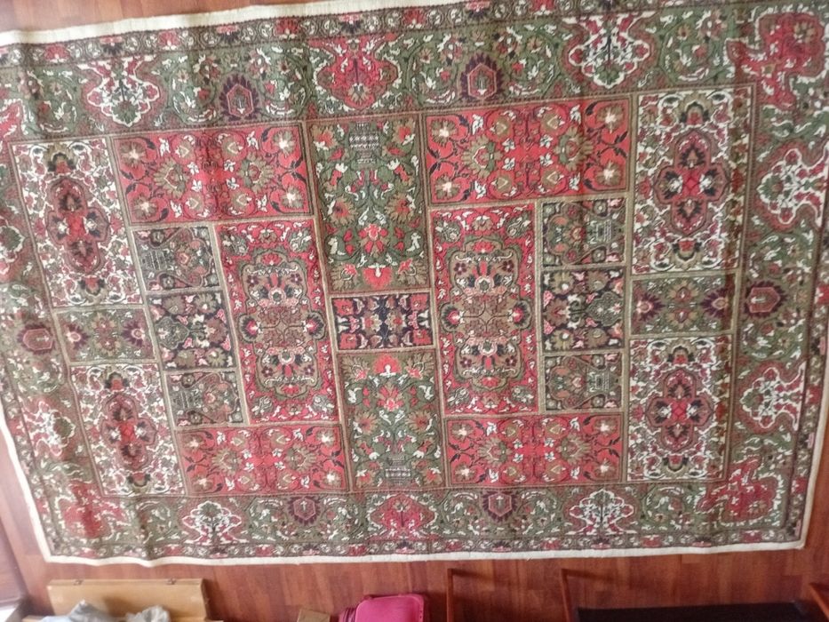 Ковёр натуральная шерсть.