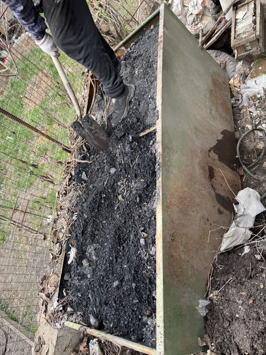 Уголь старый срочно