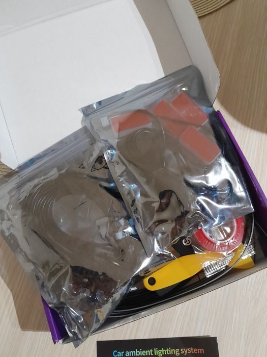 Vând kit lumini ambientale