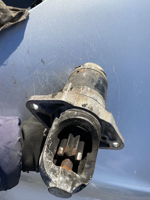 Стартер за Subaru Forester 2.0