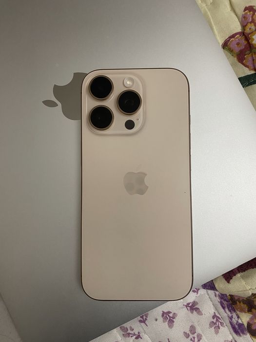 Продам iPhone 16 Pro 512 GB