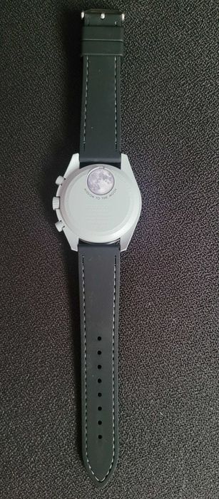 Omega×Swatch Mission to Earthphase