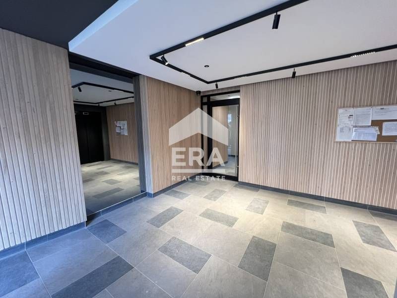 Продава се Двустаен апартамент в София, Малинова долина - 80 кв.м за 1632 €/кв.м - Снимка #11