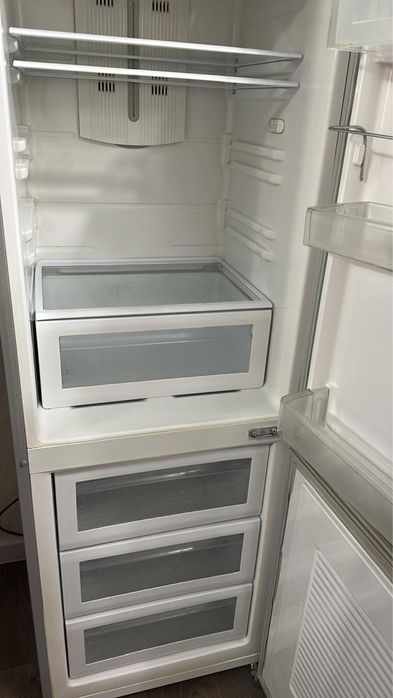Холодильник хороший