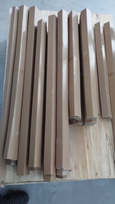 Предлагам употребявани предпазни картонени ъгли