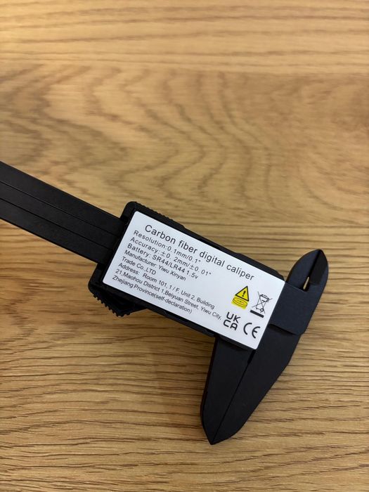 Instrument de măsurare digital 150 mm – Ecran LCD, conversie inch/mm