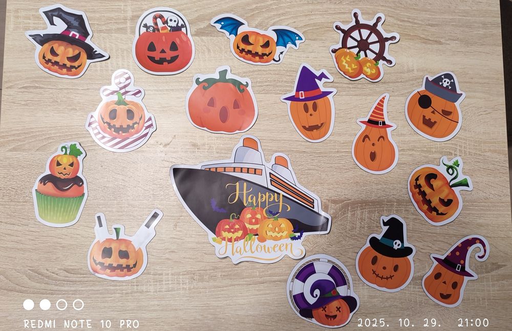 16 bucăți magneți de frigider de Halloween