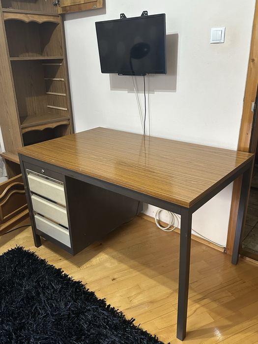 Birou din lemn masiv