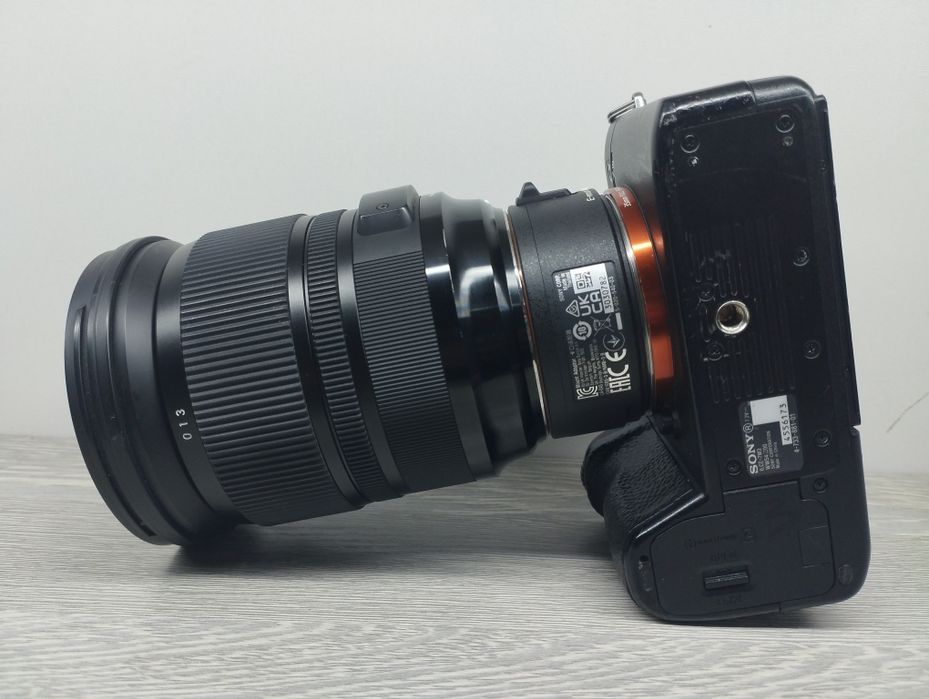 Sony Alpha A7 3, Sigma 24-105 obyektiv bilan 
Sony 24-105 E MOUNT bila