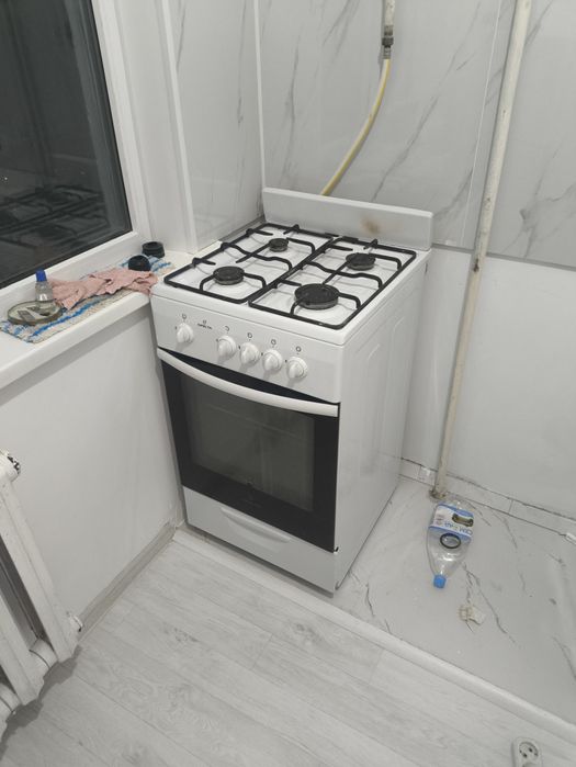 Продам газплиту.
