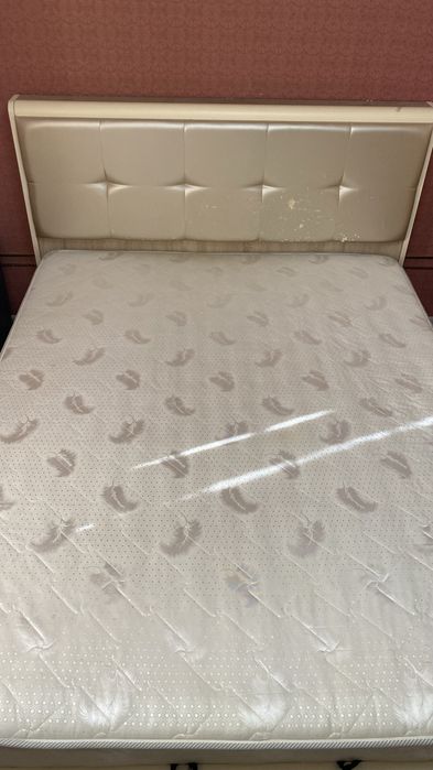 Продам матрас б/у 160х200