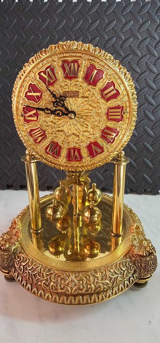 Ceas de masă aniversar KERN cu pendul rotativ, Quartz (pe baterie) – Vintage