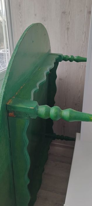 Отдам даром круглый стол