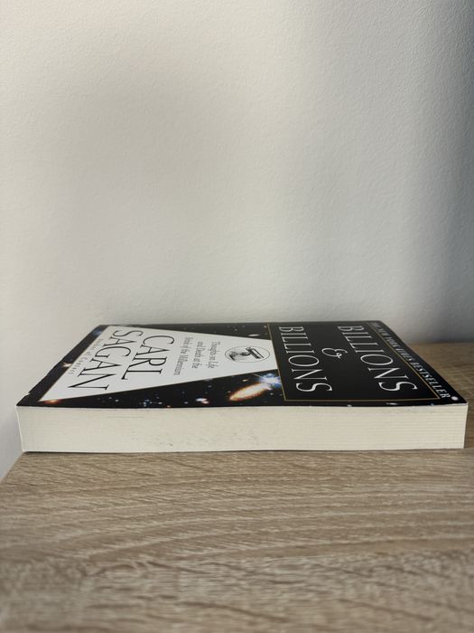 Carl Sagan Billions and Billions in limba engleza paperback